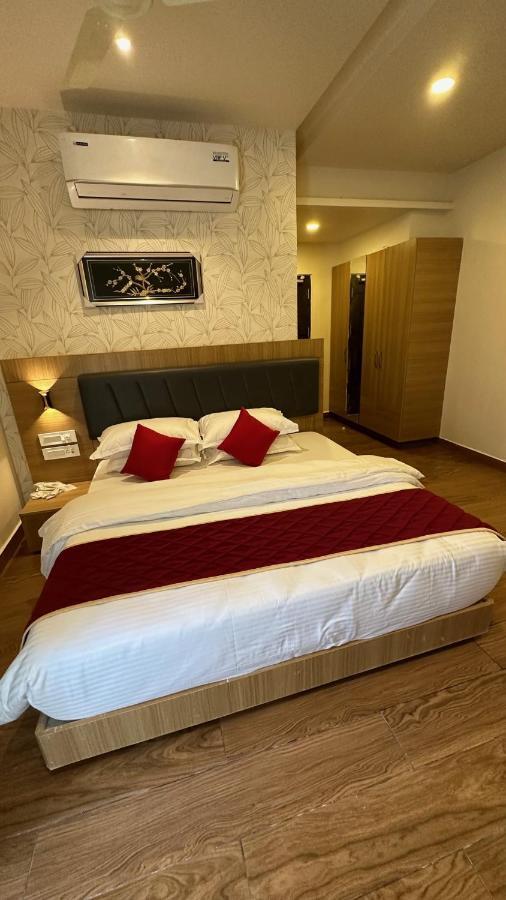 Kvp Golden Inn Tirupati Exteriér fotografie