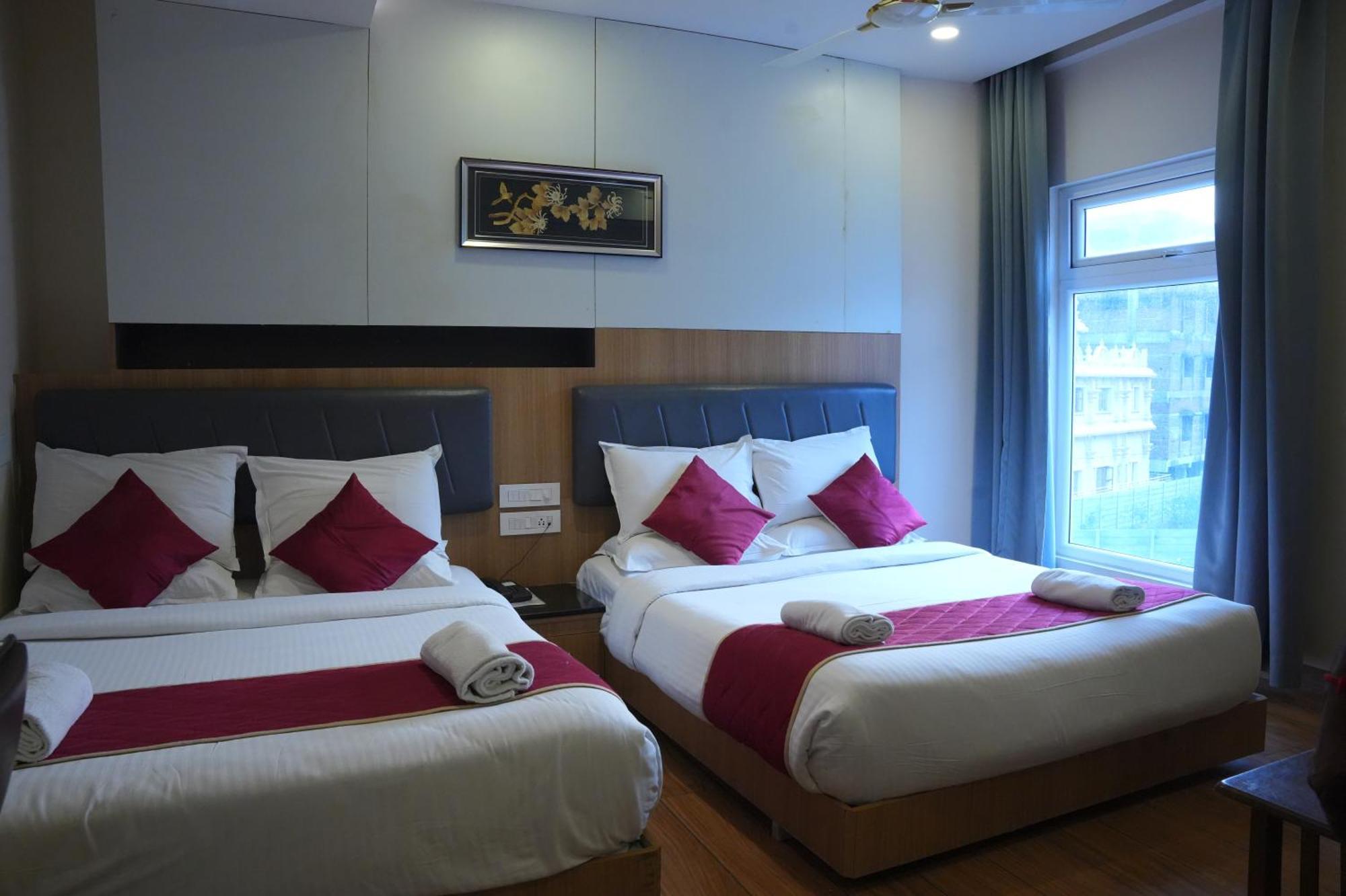 Kvp Golden Inn Tirupati Exteriér fotografie