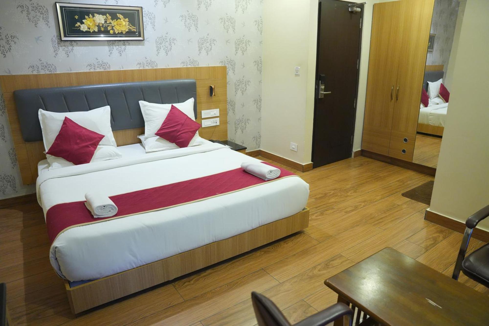 Kvp Golden Inn Tirupati Exteriér fotografie