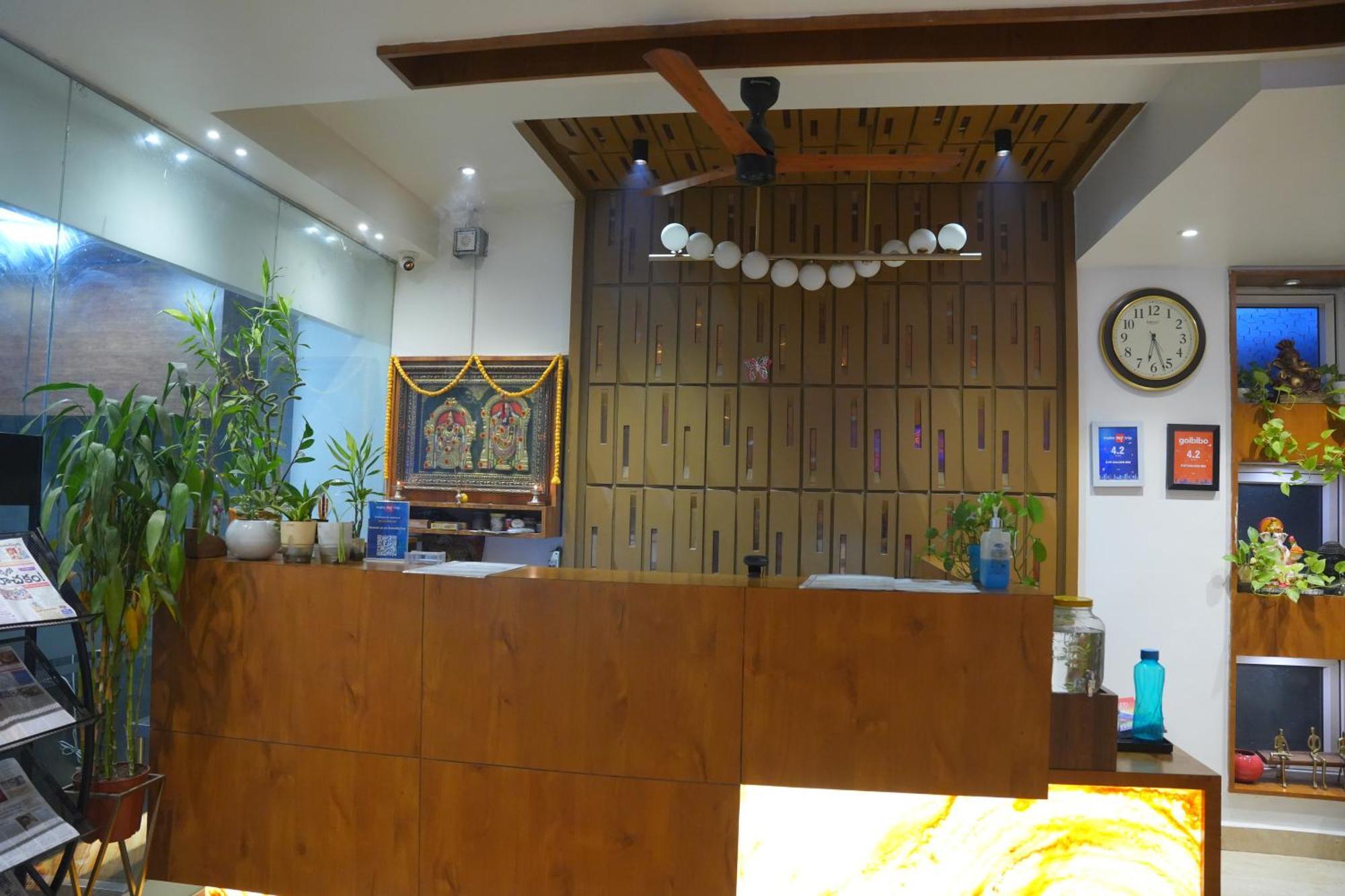 Kvp Golden Inn Tirupati Exteriér fotografie