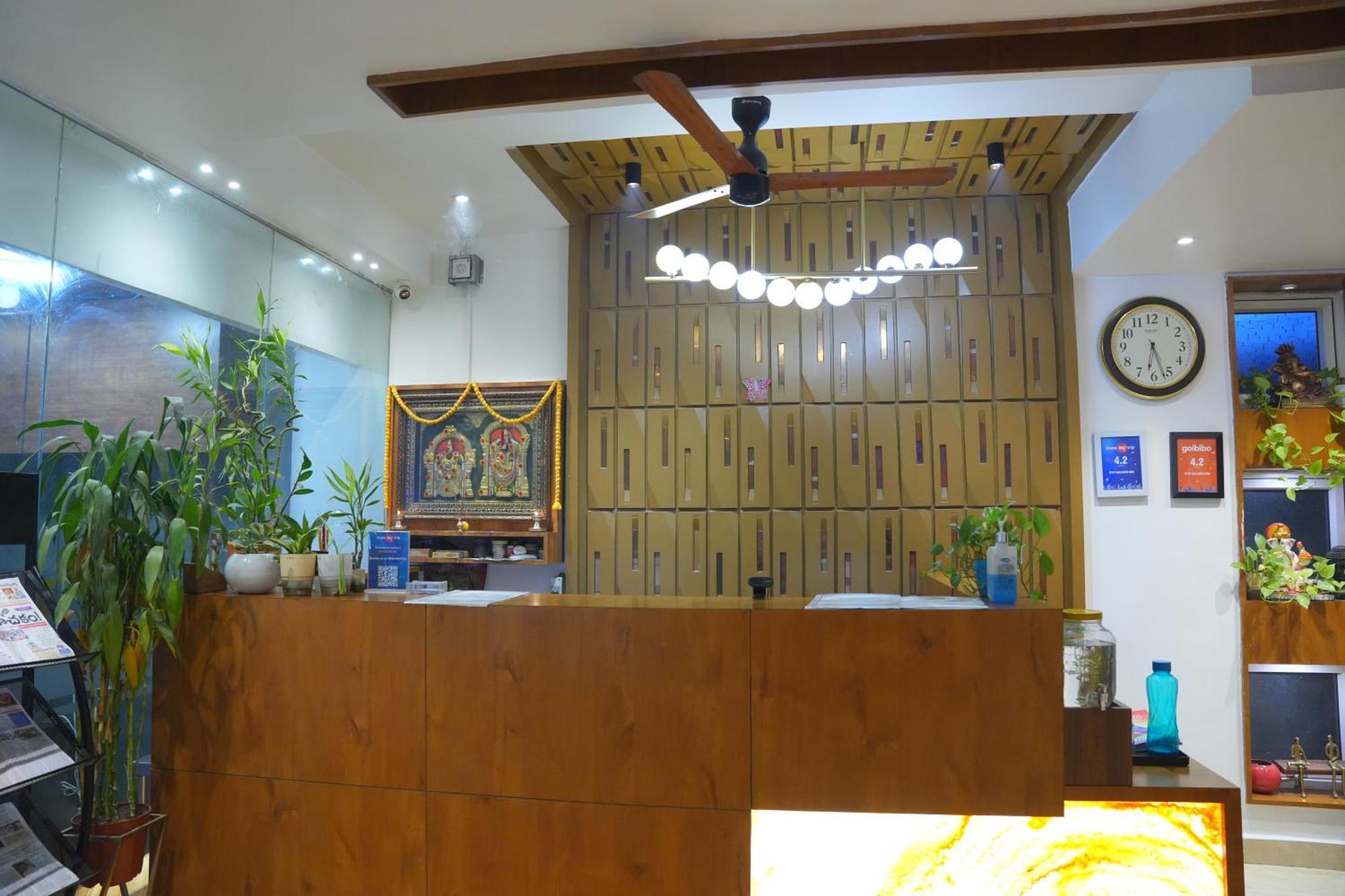Kvp Golden Inn Tirupati Exteriér fotografie