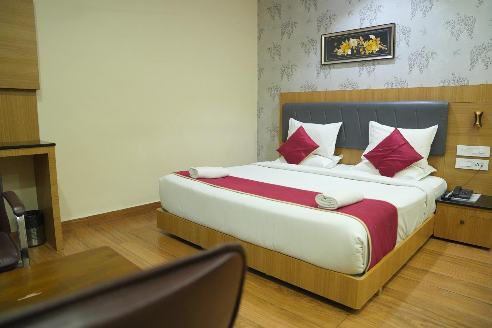 Kvp Golden Inn Tirupati Exteriér fotografie