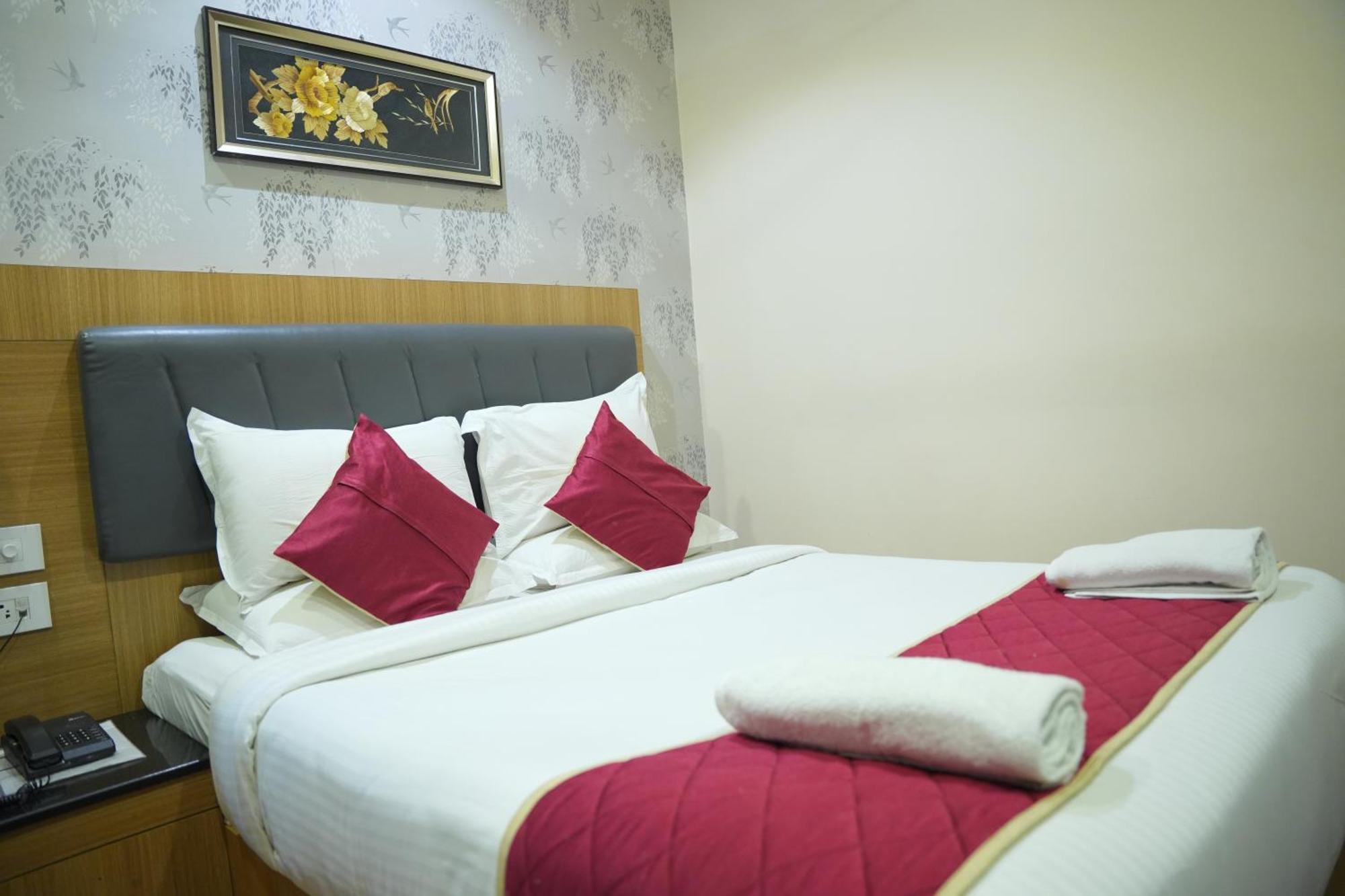 Kvp Golden Inn Tirupati Exteriér fotografie